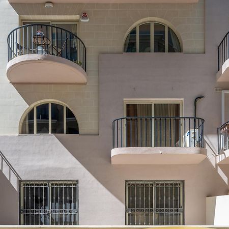 Spacious 3 Bedroom Apartment In The Heart Of St Julians San Ġiljan Exterior foto