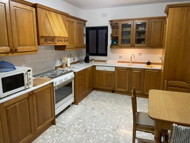 Spacious 3 Bedroom Apartment In The Heart Of St Julians San Ġiljan Exterior foto