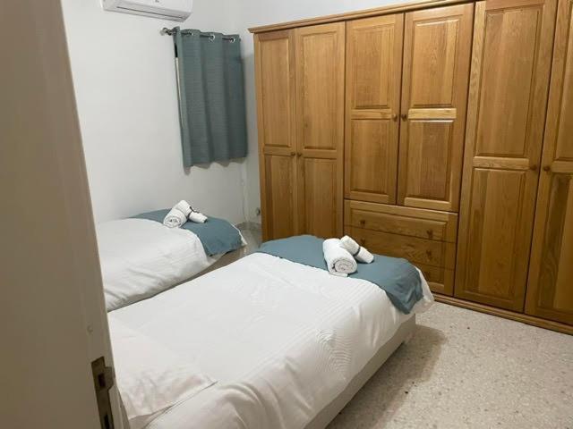 Spacious 3 Bedroom Apartment In The Heart Of St Julians San Ġiljan Exterior foto