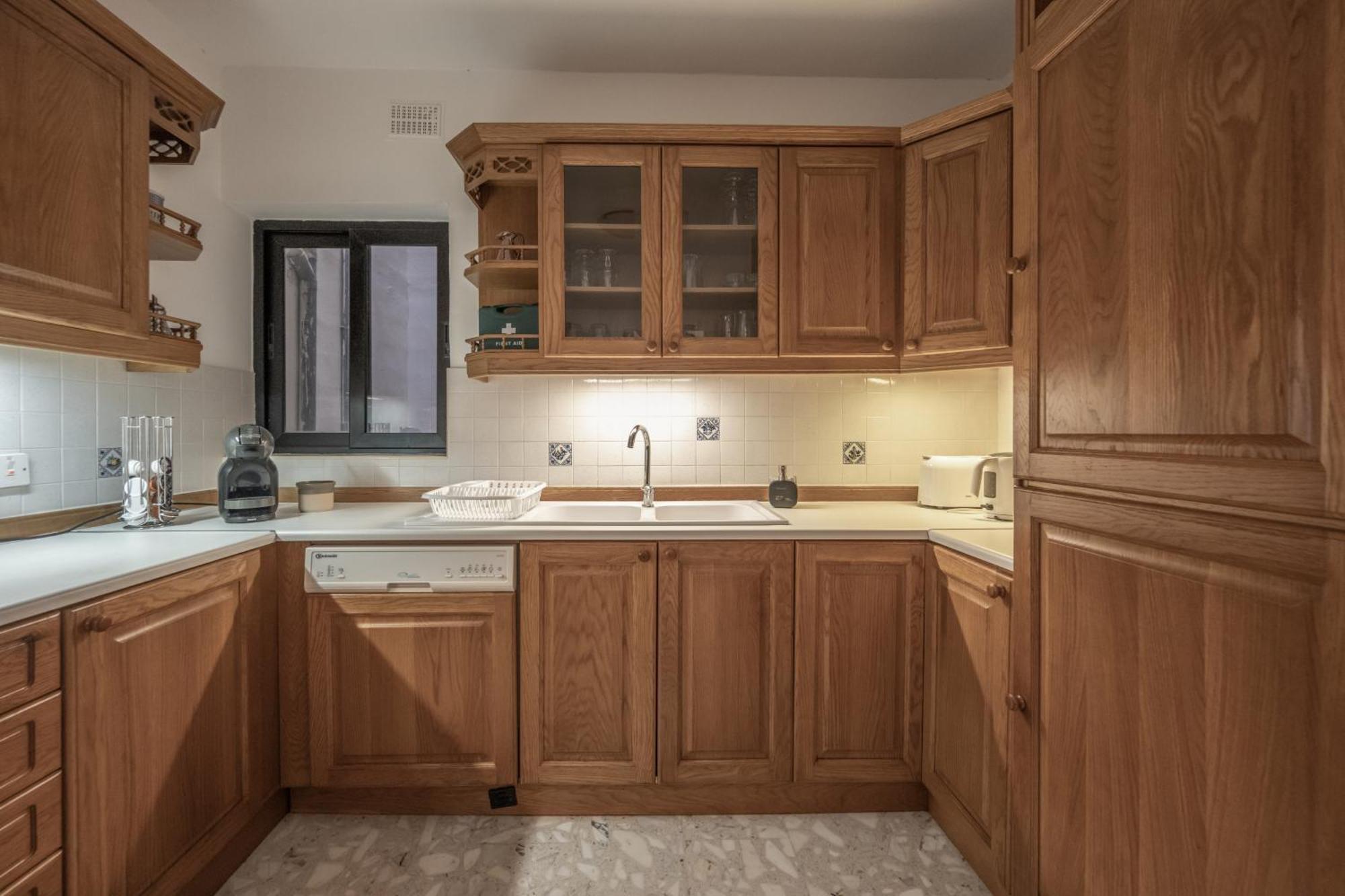 Spacious 3 Bedroom Apartment In The Heart Of St Julians San Ġiljan Exterior foto