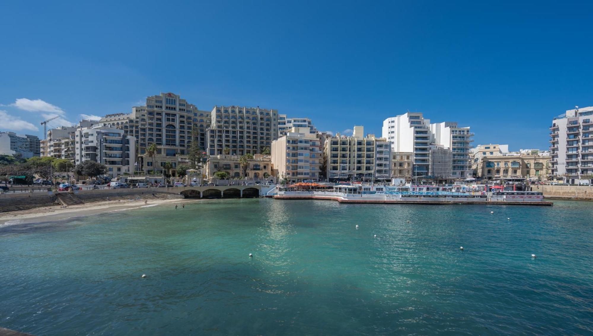 Spacious 3 Bedroom Apartment In The Heart Of St Julians San Ġiljan Exterior foto